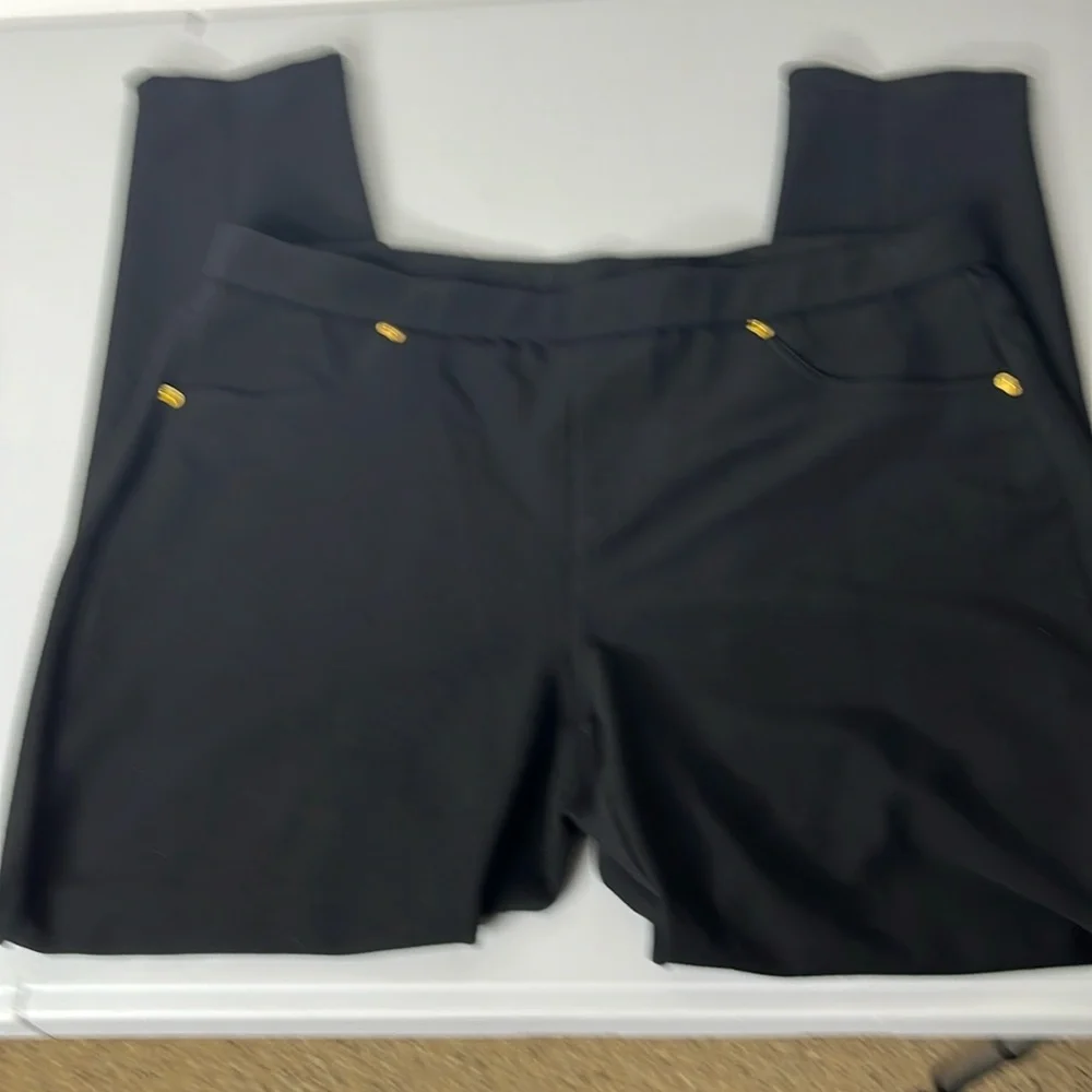 Michael Kors Black Sz L stretch Pant Business gold accent logo on back side